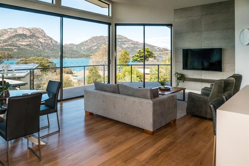 Villa At The Bay à Coles Bay Extérieur photo